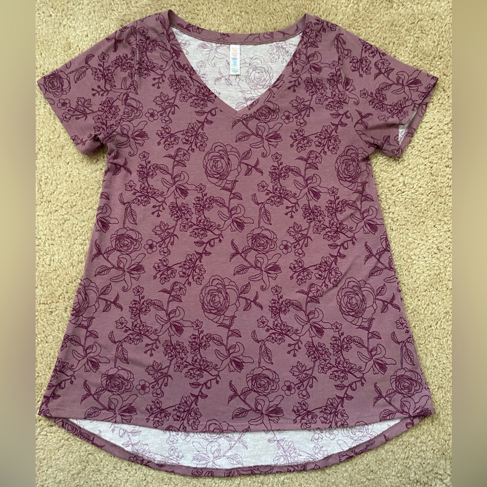 LuLaRoe Iris top, mauve floral, size S